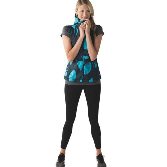 Lululemon Pack-It Sleeveless Hooded Vest Back Spin Stroke Peacock Lightweight 2 - Picture 1 of 16